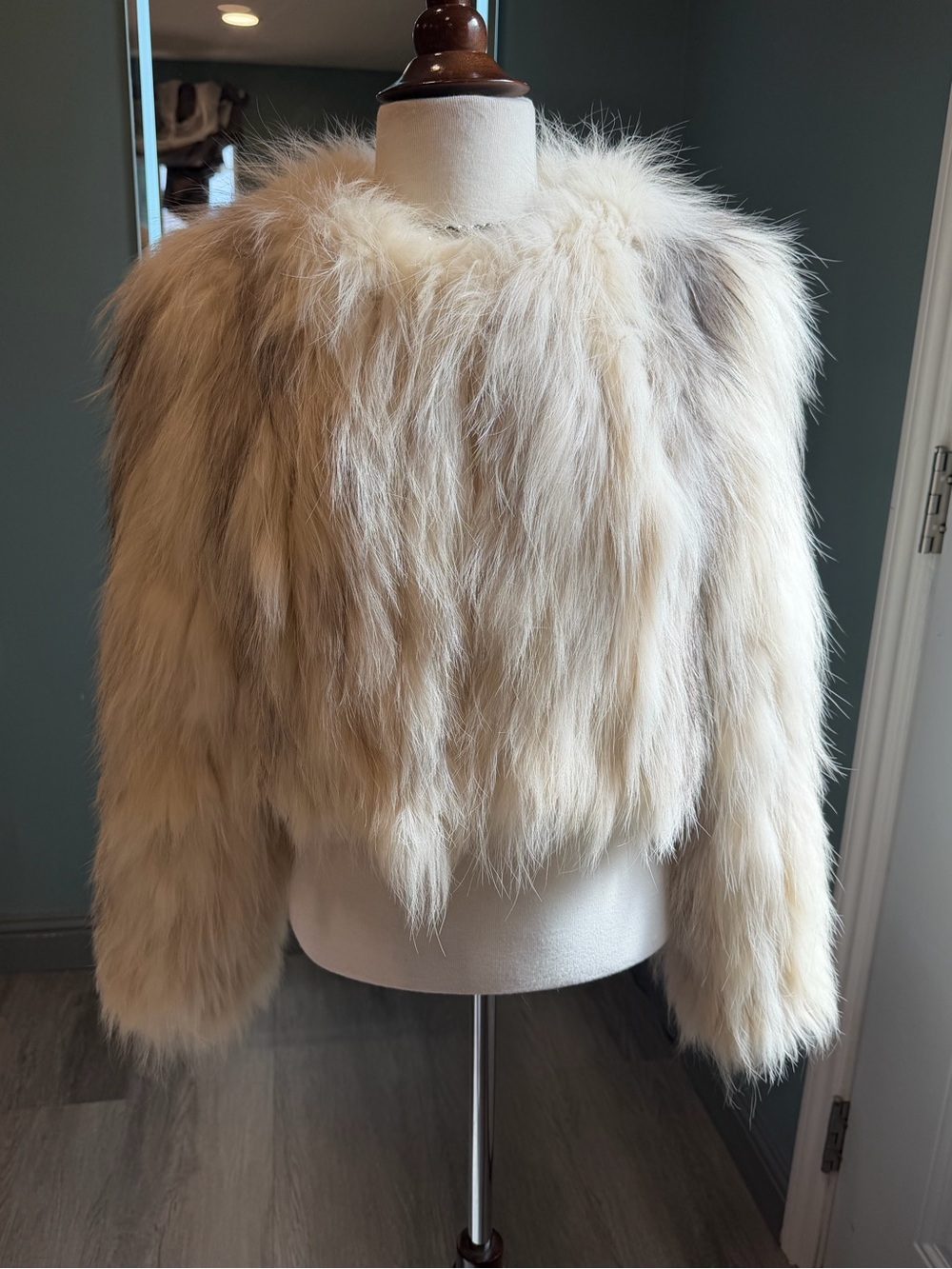 Genuine Ivory Cross Fox Fur Cropped Knitted Jacket XS/S
